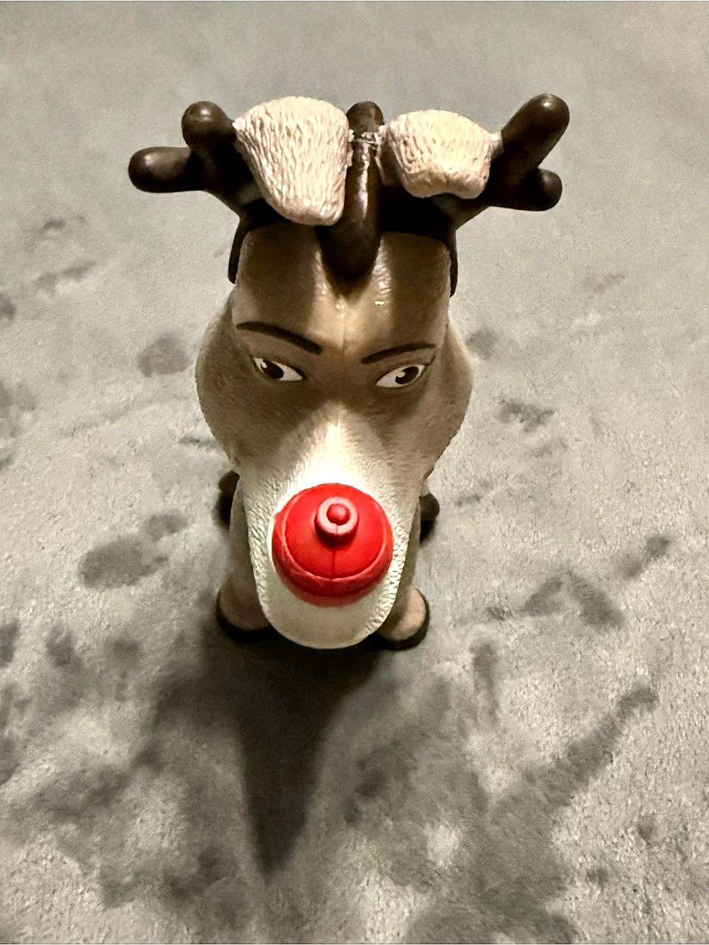 McDonald's Shrek the Third Reindeer Donkey Card Holder Toy Brown & Red